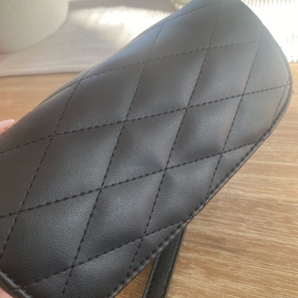 BETSEY JOHNSON Quilted Skull Accent Bag by Never Used! SO SO WELL MADE AND CUTE! - Picture 4 of 14